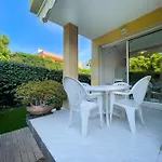Superb Apartment With Garden Near The Sea